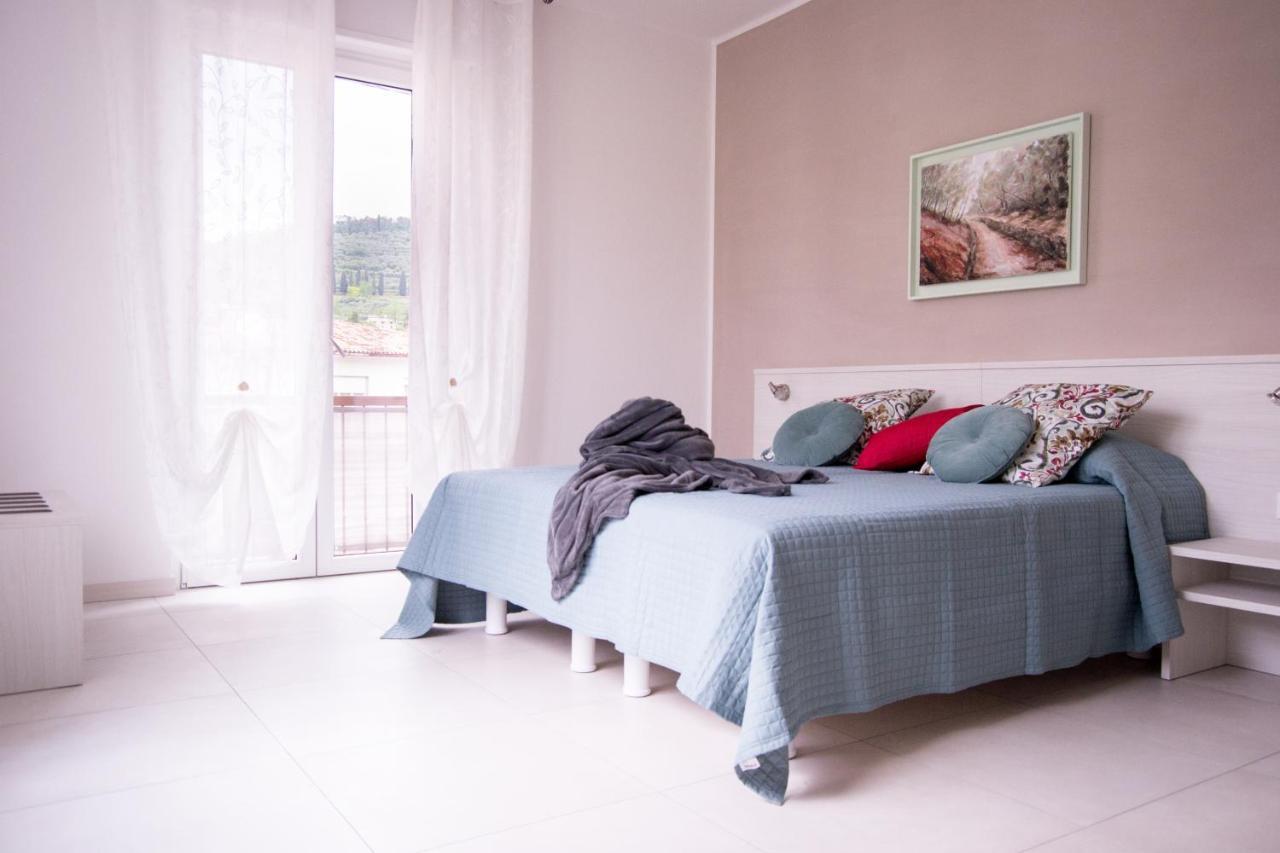 Appartamento Iris Garda  Exterior photo